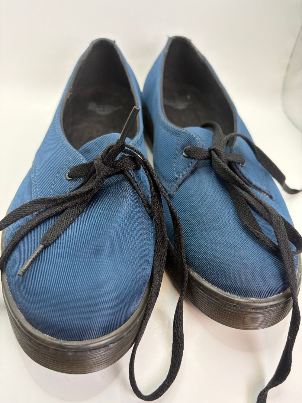Dr. Martens Low Top Sneakers Navy Blue Womenโs Size 9